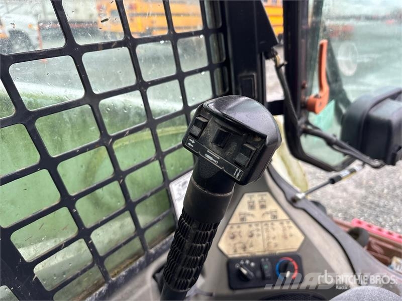 Bobcat T595 Skid steer loaders
