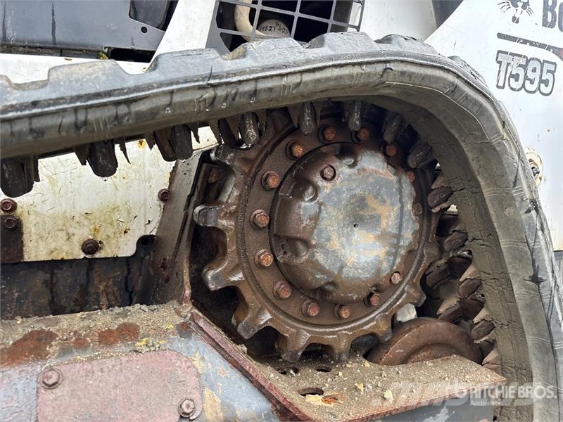 Bobcat T595 Skid steer loaders
