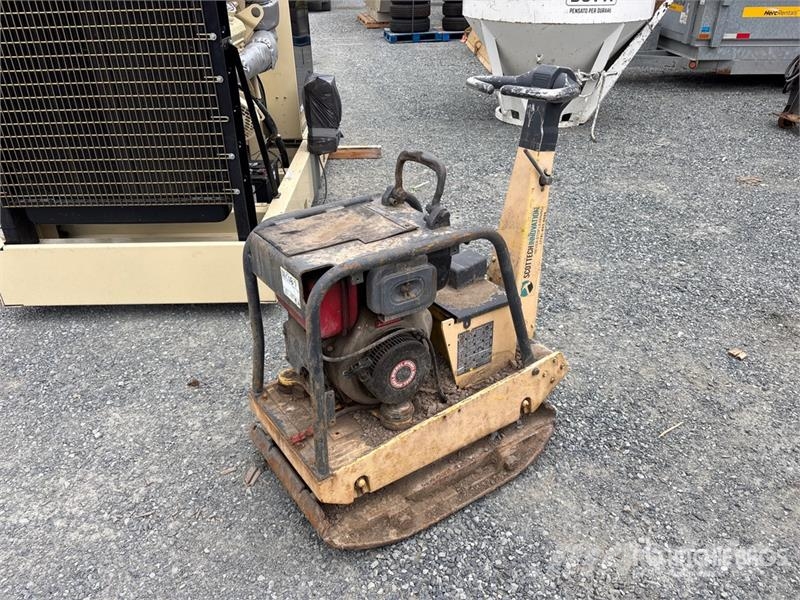 Bomag BPR55/52D-3 Vibratory Plate Compactor Trilmachines