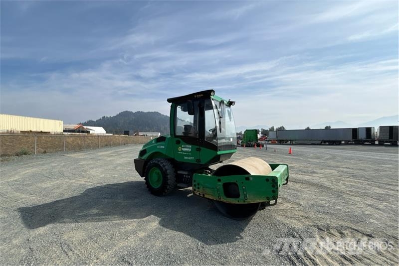 Bomag BW145D-5 Smooth Drum Compactor Single drum rollers