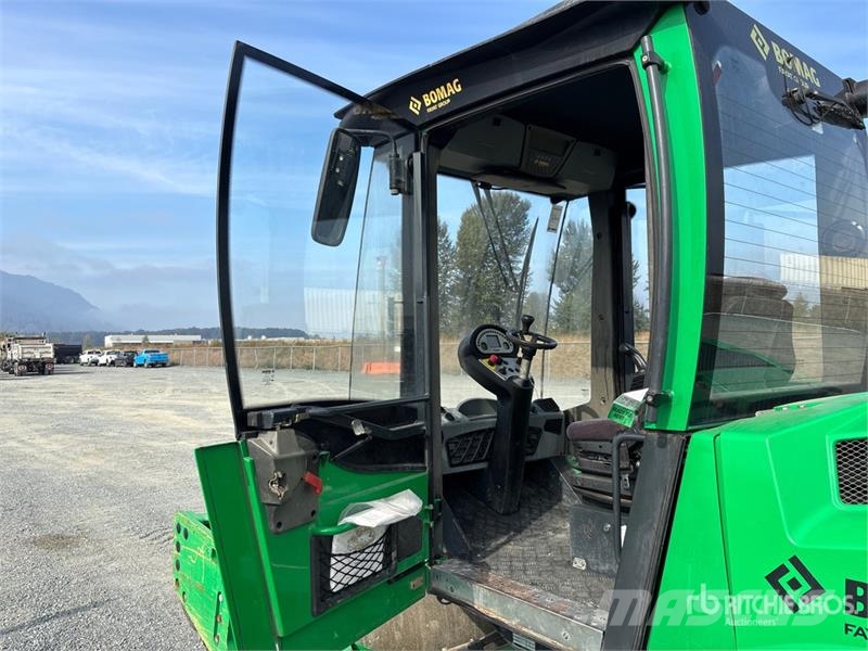 Bomag BW145D-5 Smooth Drum Compactor Single drum rollers