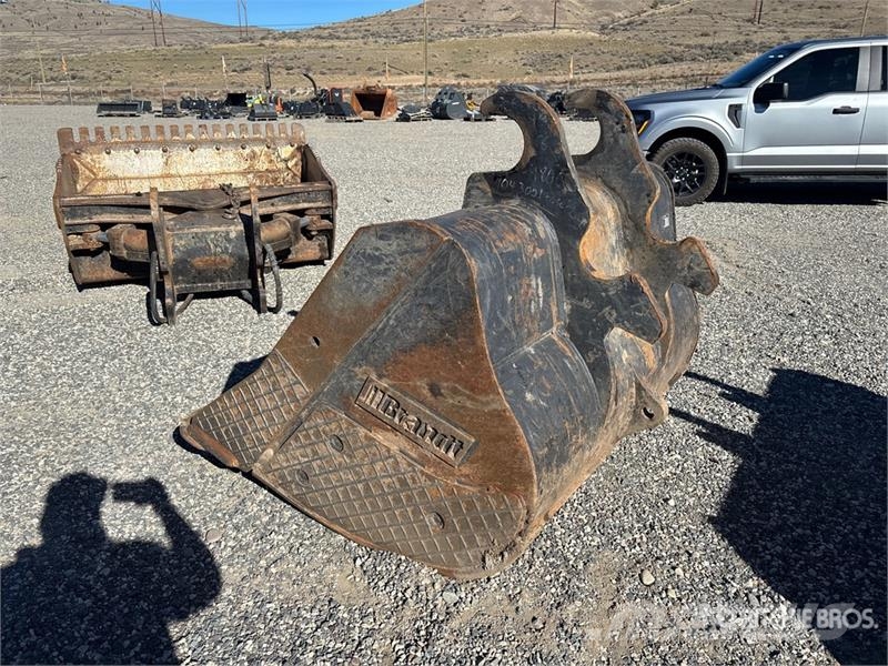 Brandt 60 in Q/C Cleanup Excavator Bucket Lopaty