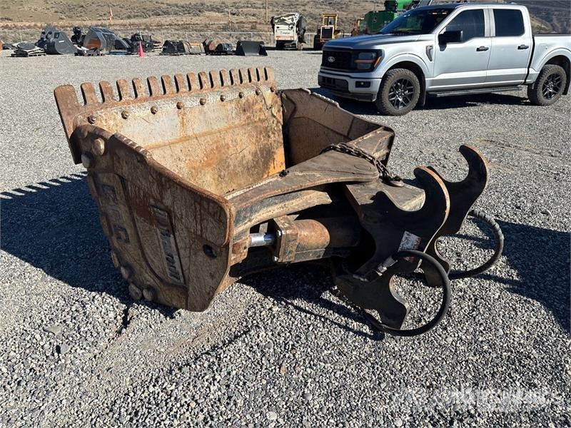 Brandt 60 in Q/C Hydraulic Tilting Excavator Bucket Lopaty