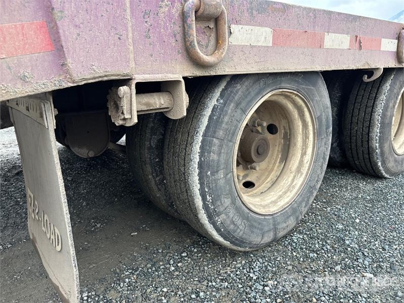 BWS 25 ft Tri/A Equipment Trailer Biltransporter henger