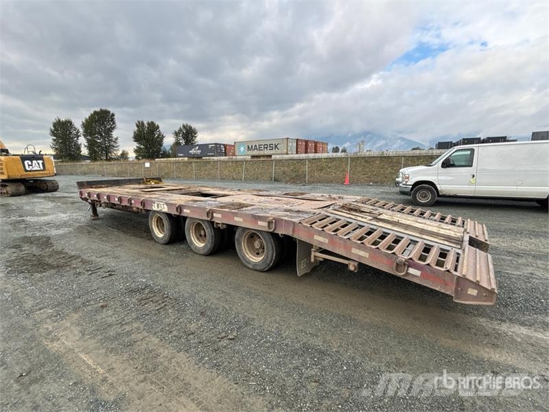 BWS 25 ft Tri/A Equipment Trailer Biltransporter henger