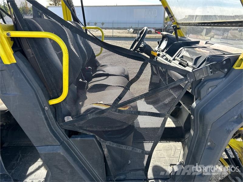 Can-am 8PKB Tracked Utility Vehicle ماكينات منفعة عامة