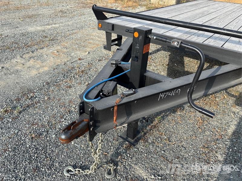 Canada Trailers Manufacturing 16 ft T/A Equipment Trailer Biltransporter henger