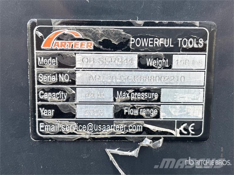 Carteer 44 in Skeleton Skid Steer Bucket Žlice