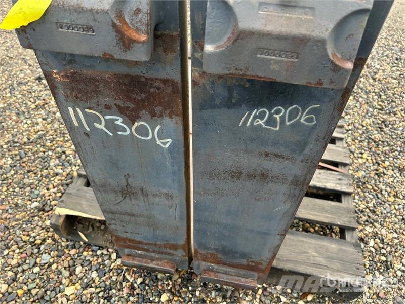 Cascade 48 in Lift Truck Forks 叉