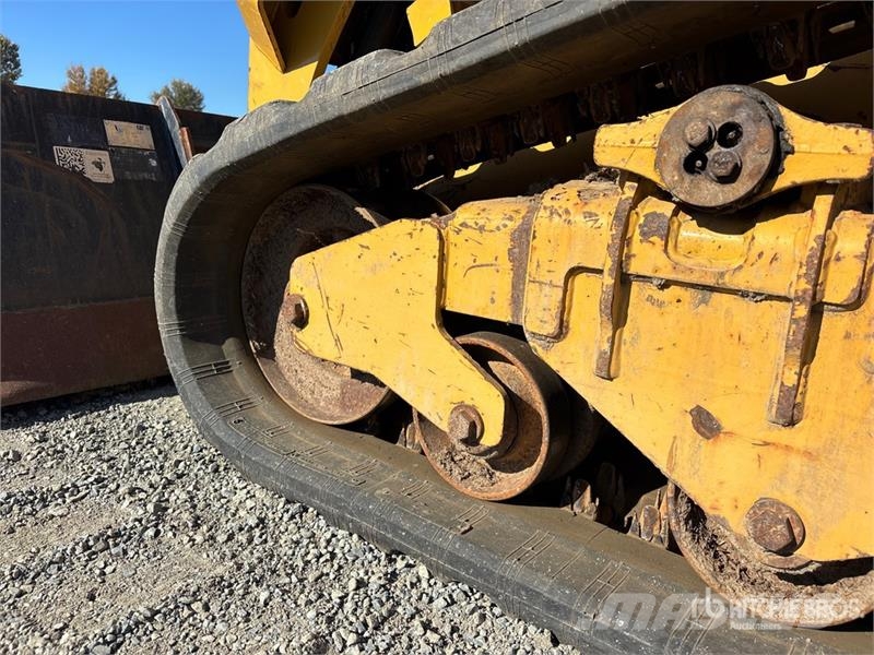 CAT 259D Two-Speed High Flow Compact Track Loader Lietoti riteņu kompaktiekrāvēji