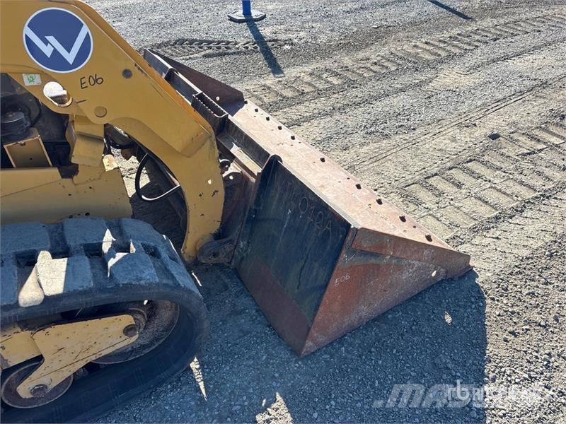 CAT 259D Two-Speed High Flow Compact Track Loader Lietoti riteņu kompaktiekrāvēji