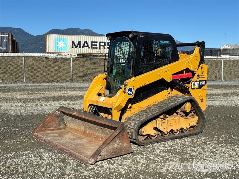 CAT 259D Two-Speed High Flow Compact Track Loader Lietoti riteņu kompaktiekrāvēji