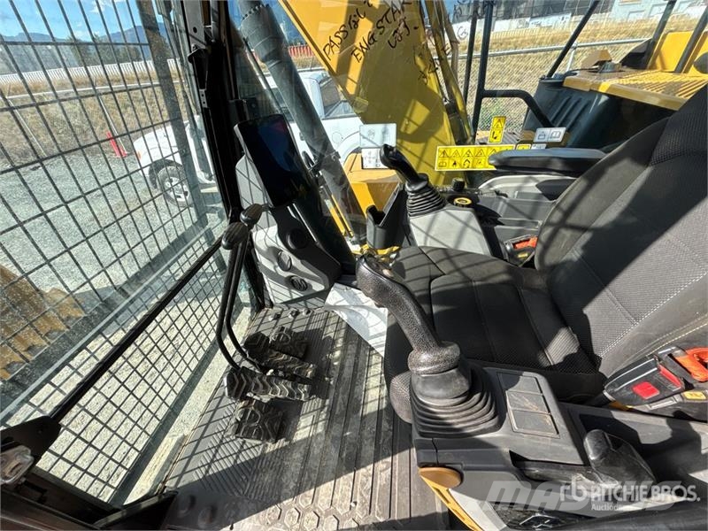 CAT 313 Tracked Excavator Crawler excavators