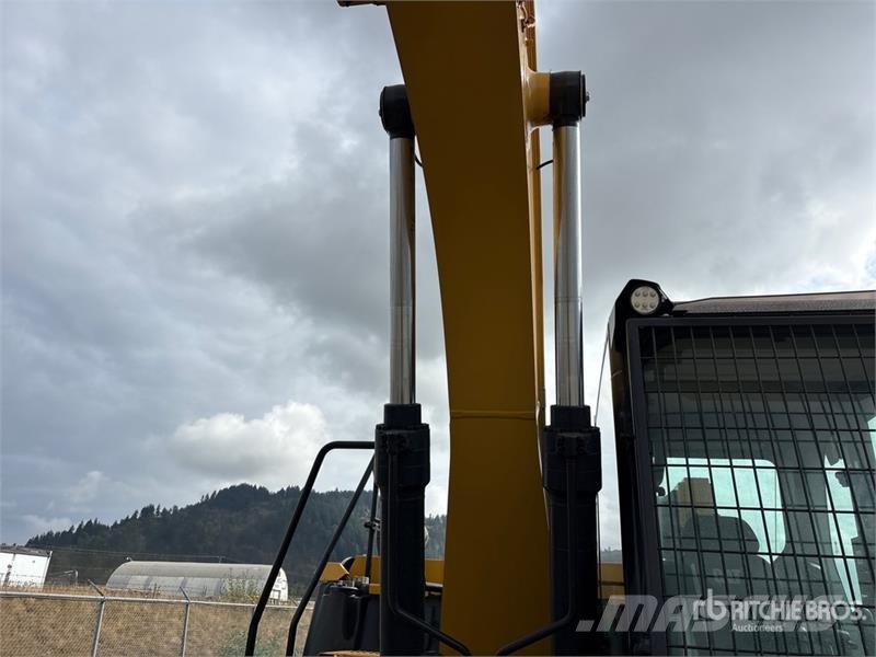 CAT 313 Tracked Excavator Crawler excavators