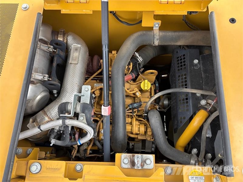 CAT 313 Tracked Excavator Crawler excavators