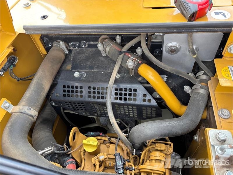 CAT 313 Tracked Excavator Crawler excavators