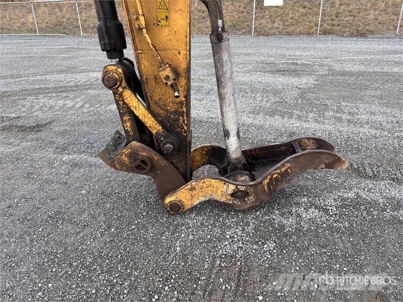 CAT 318 Tracked Excavator Crawler excavators