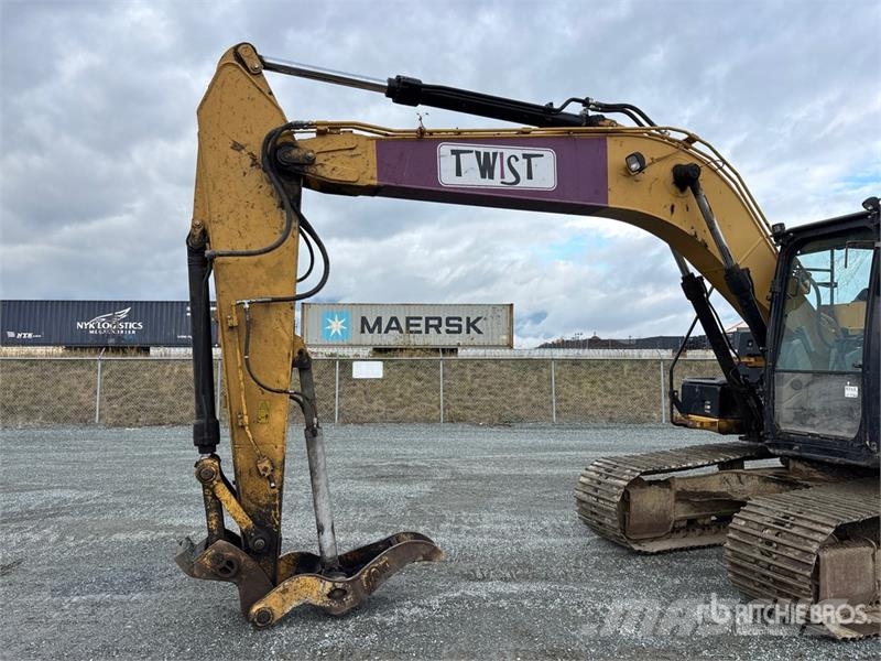 CAT 318 Tracked Excavator Crawler excavators