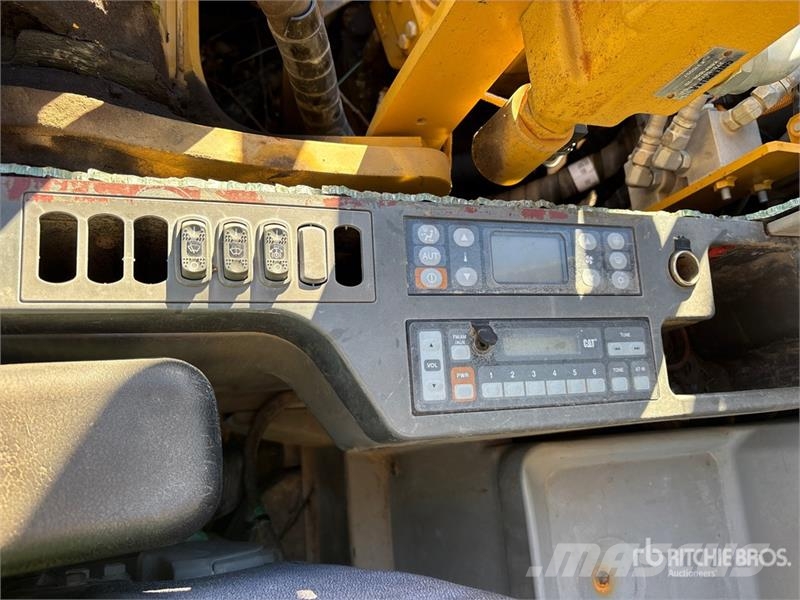 CAT 318EL Tracked Excavator Lánctalpas kotrók