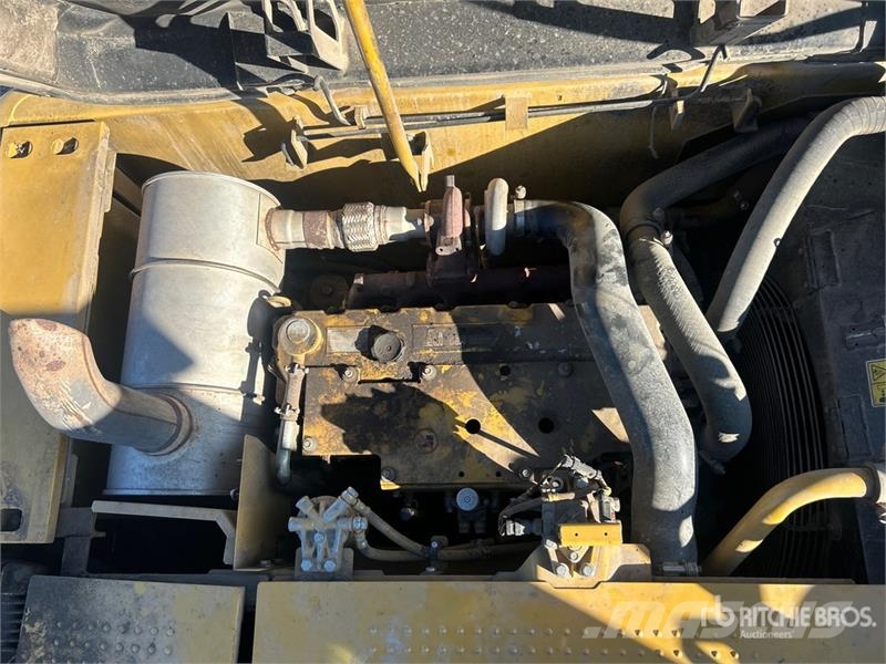 CAT 320D Processor Cepači za drva, drobilice za drvo i strugači