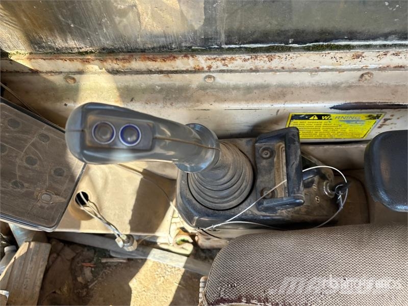 CAT 330B Kāpurķēžu ekskavatori