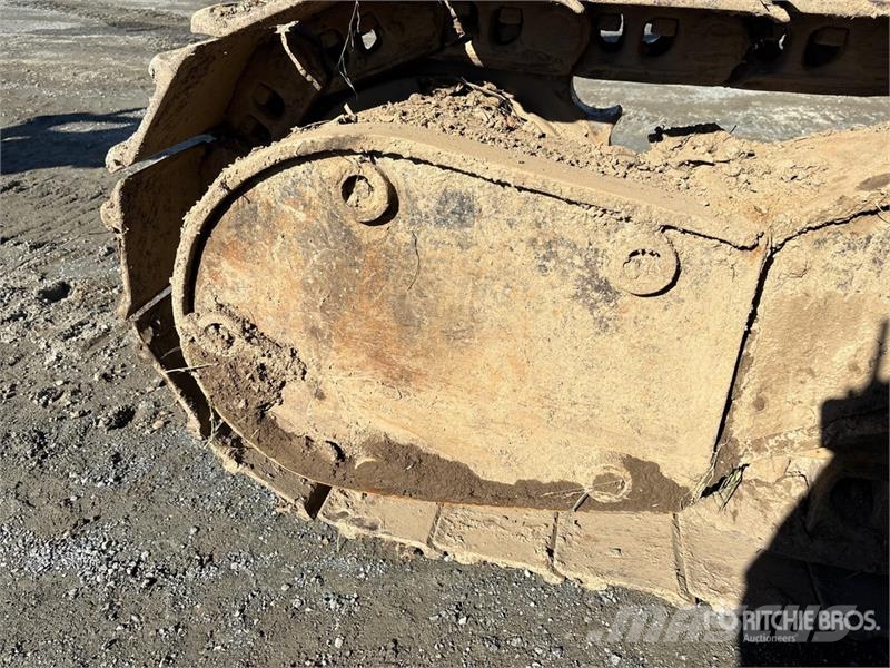 CAT 330B Kāpurķēžu ekskavatori