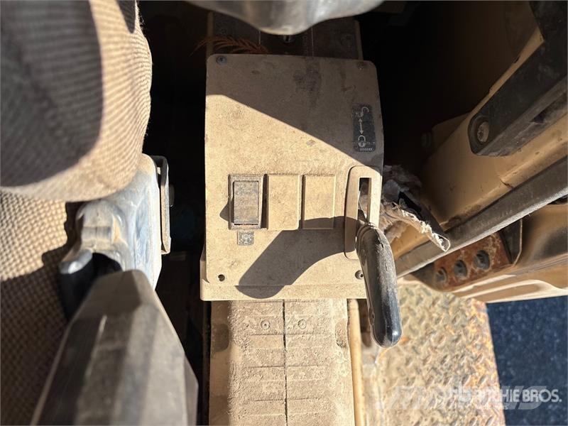 CAT 330B Kāpurķēžu ekskavatori