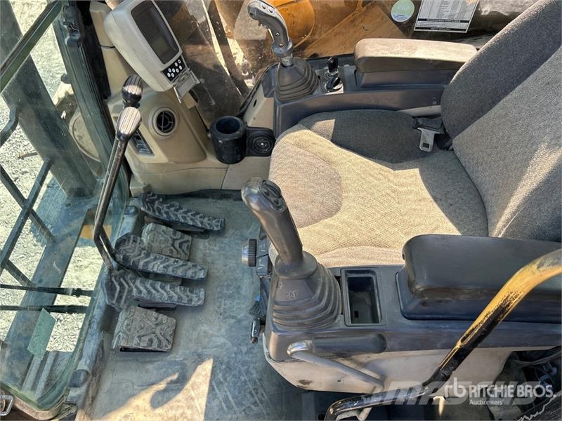 CAT 330C Tracked Excavator Escavatori cingolati