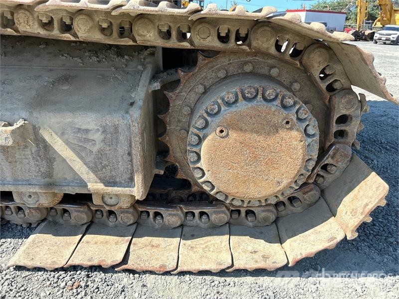 CAT 330C Tracked Excavator Escavatori cingolati