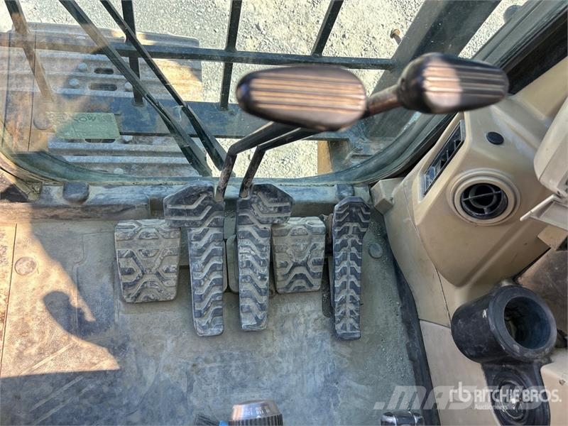 CAT 330C Tracked Excavator Escavatori cingolati