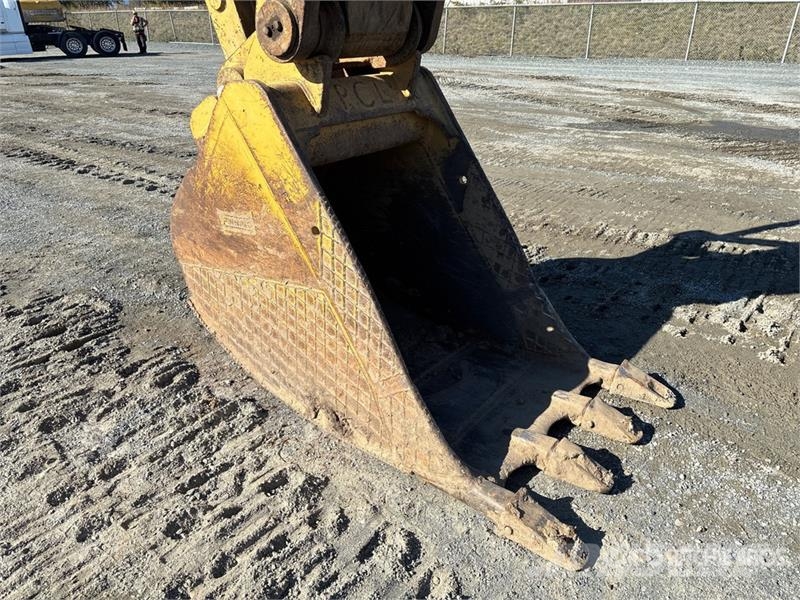 CAT 330L Tracked Excavator Paletli ekskavatörler