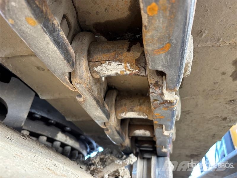 CAT 330L Tracked Excavator Gravemaskiner på larvebånd