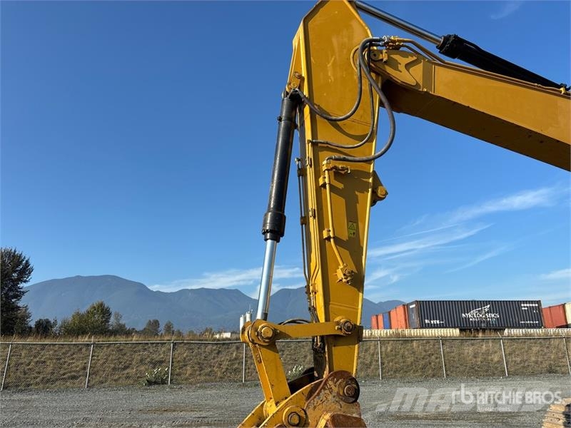 CAT 335F Tracked Excavator Bageri gusjeničari