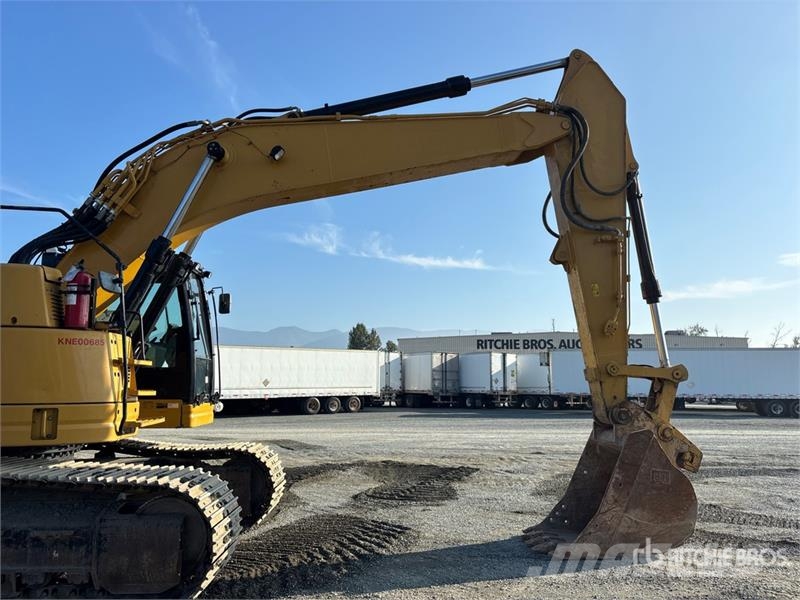 CAT 335FL CR Tracked Excavator Gravemaskiner på larvebånd