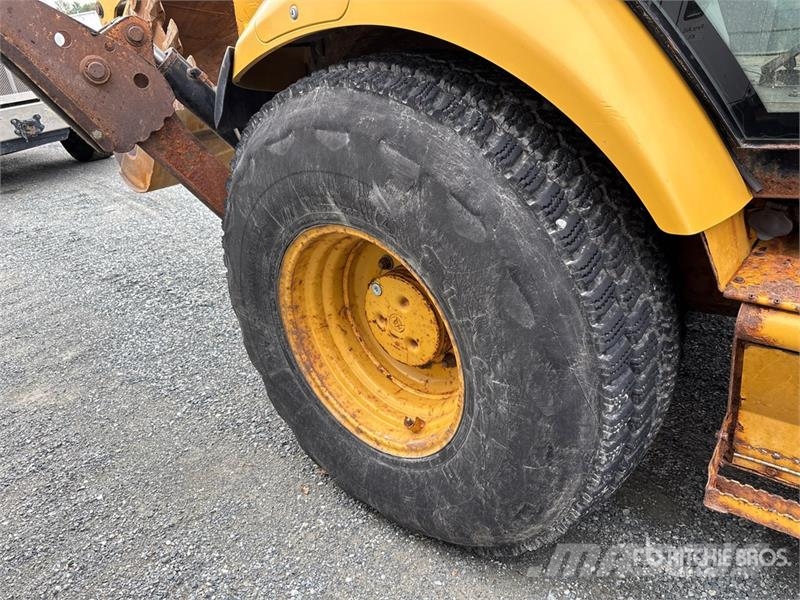 CAT 420E Tractopelle