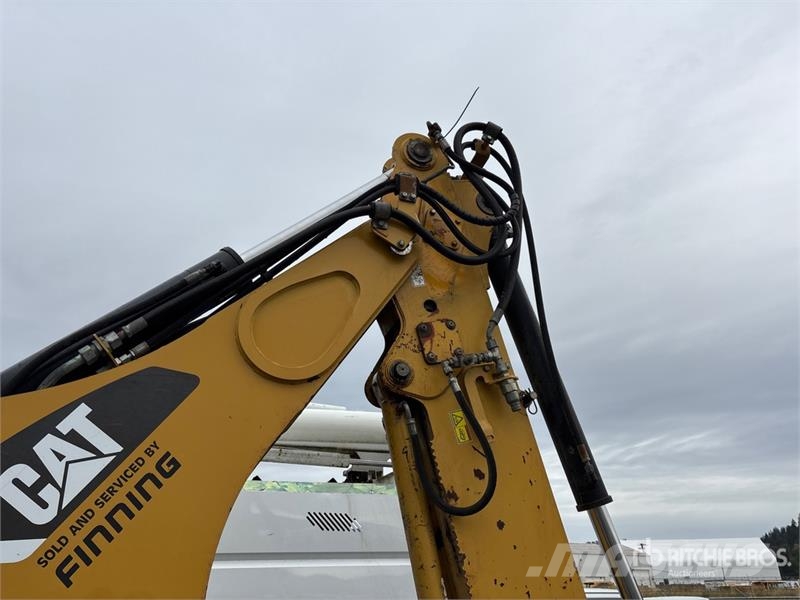 CAT 420E Tractopelle