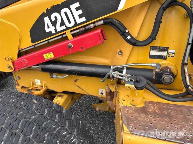 CAT 420E Tractopelle
