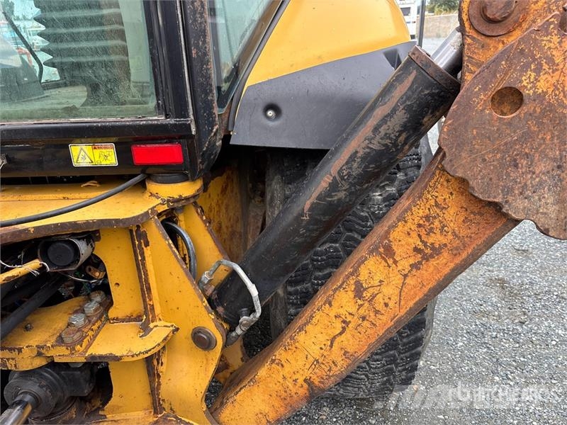 CAT 420E Tractopelle