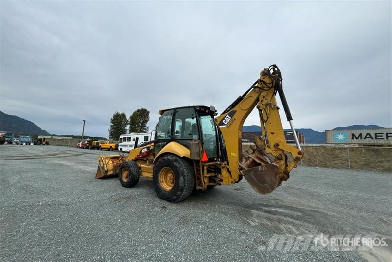 CAT 420E Tractopelle