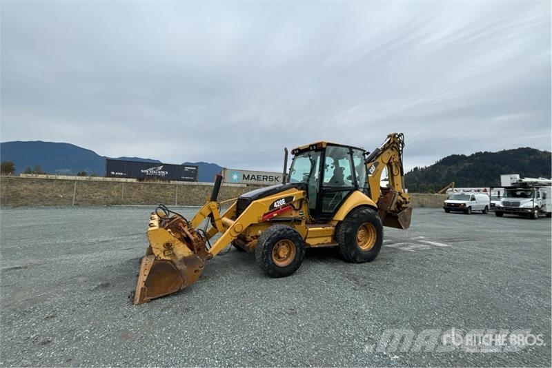CAT 420E Tractopelle