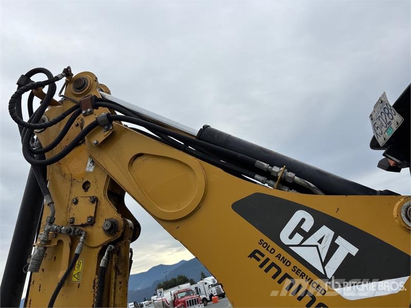 CAT 420E Tractopelle