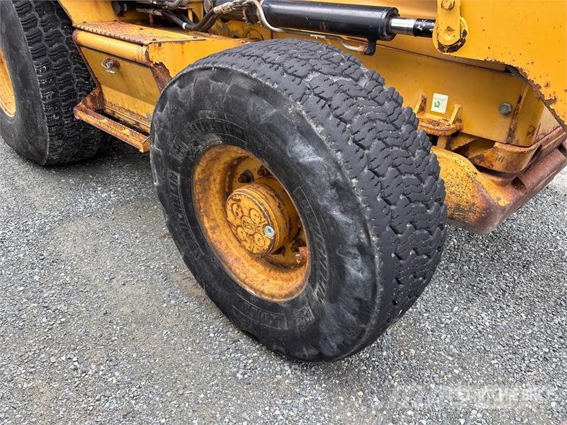 CAT 420E Tractopelle