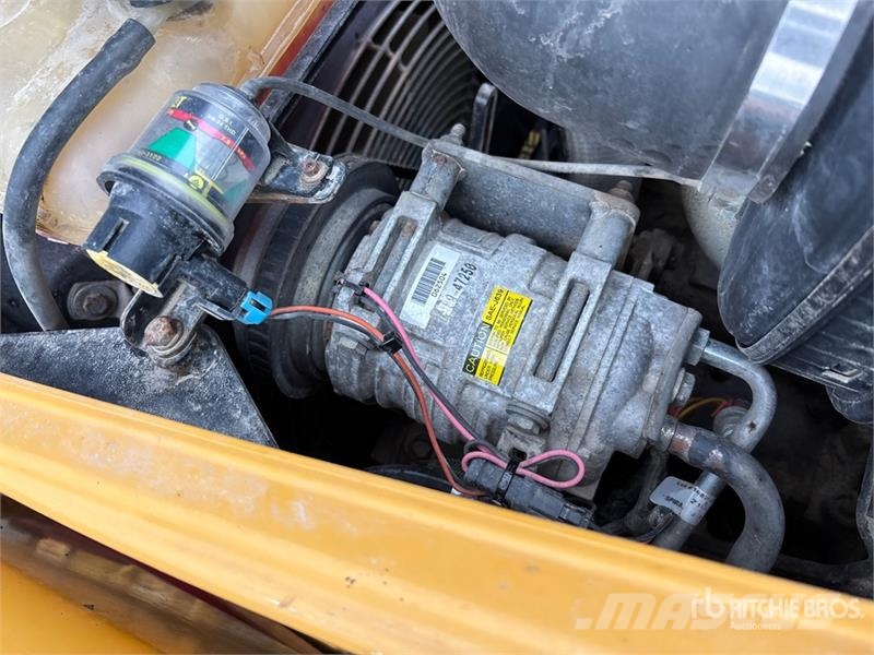 CAT 420E Tractopelle