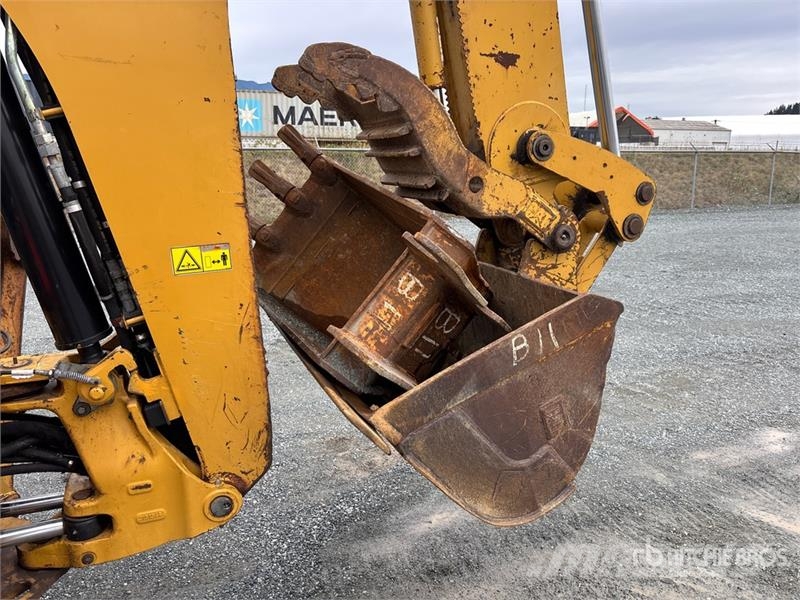 CAT 420E Tractopelle