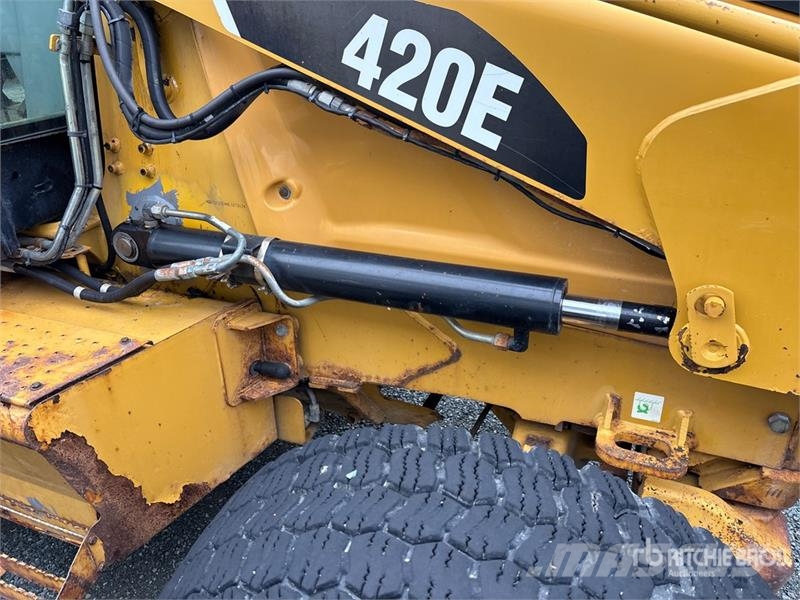 CAT 420E Tractopelle