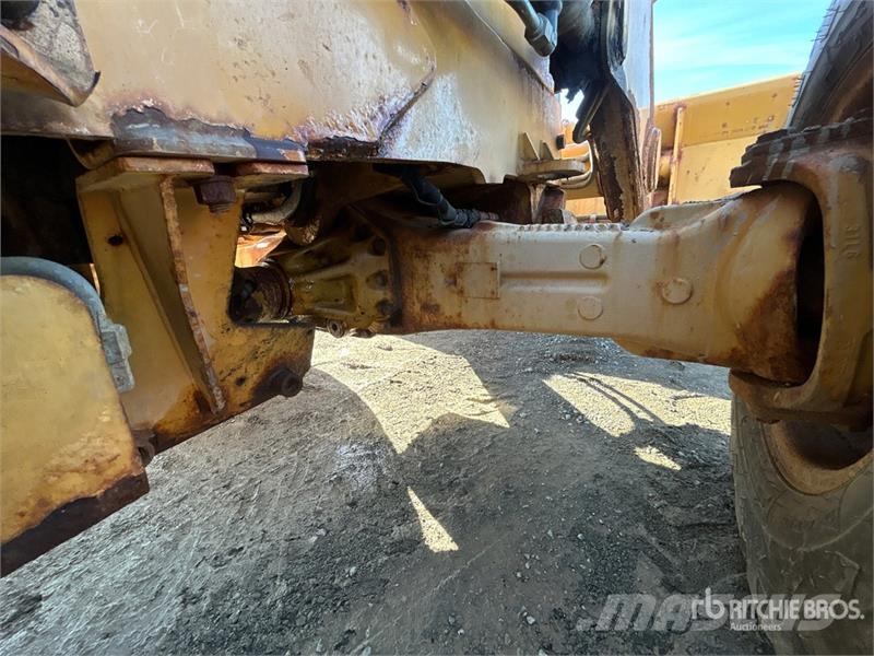 CAT 430E Rovokopači