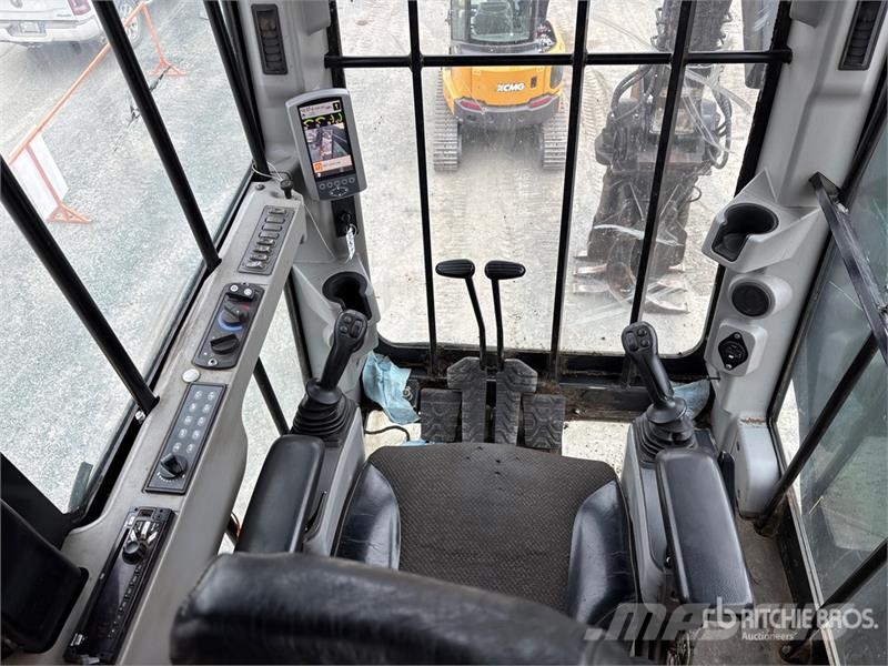 CAT 558 Short Wood Log Loader Mafsalli yükleyiciler
