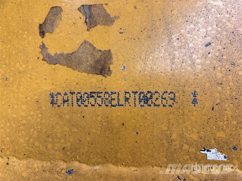 CAT 558 Short Wood Log Loader Mafsalli yükleyiciler