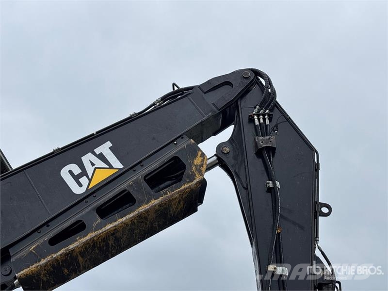 CAT 558 Short Wood Log Loader Mafsalli yükleyiciler