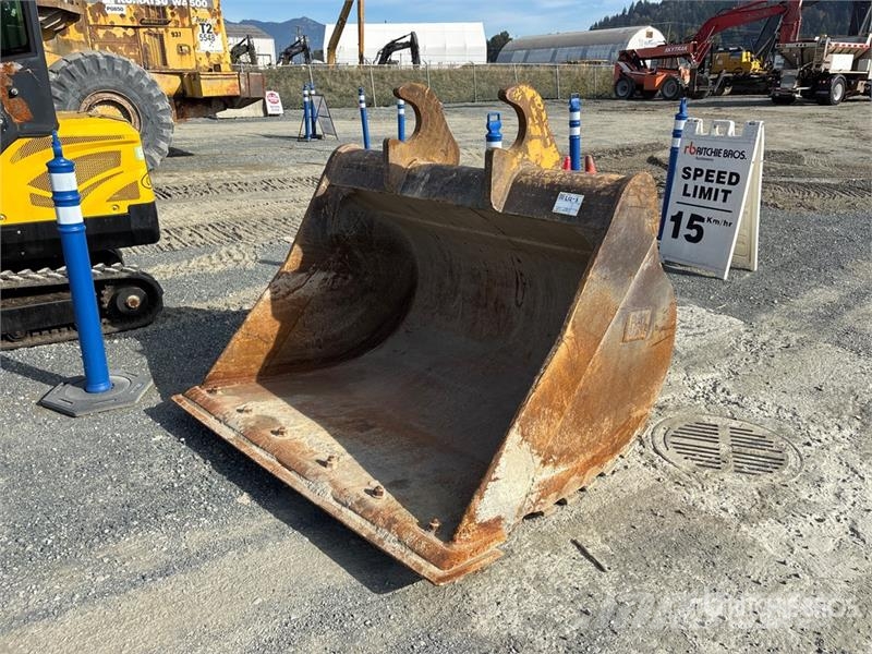CAT 64 in Cleanup Excavator Bucket Kašike / Korpe